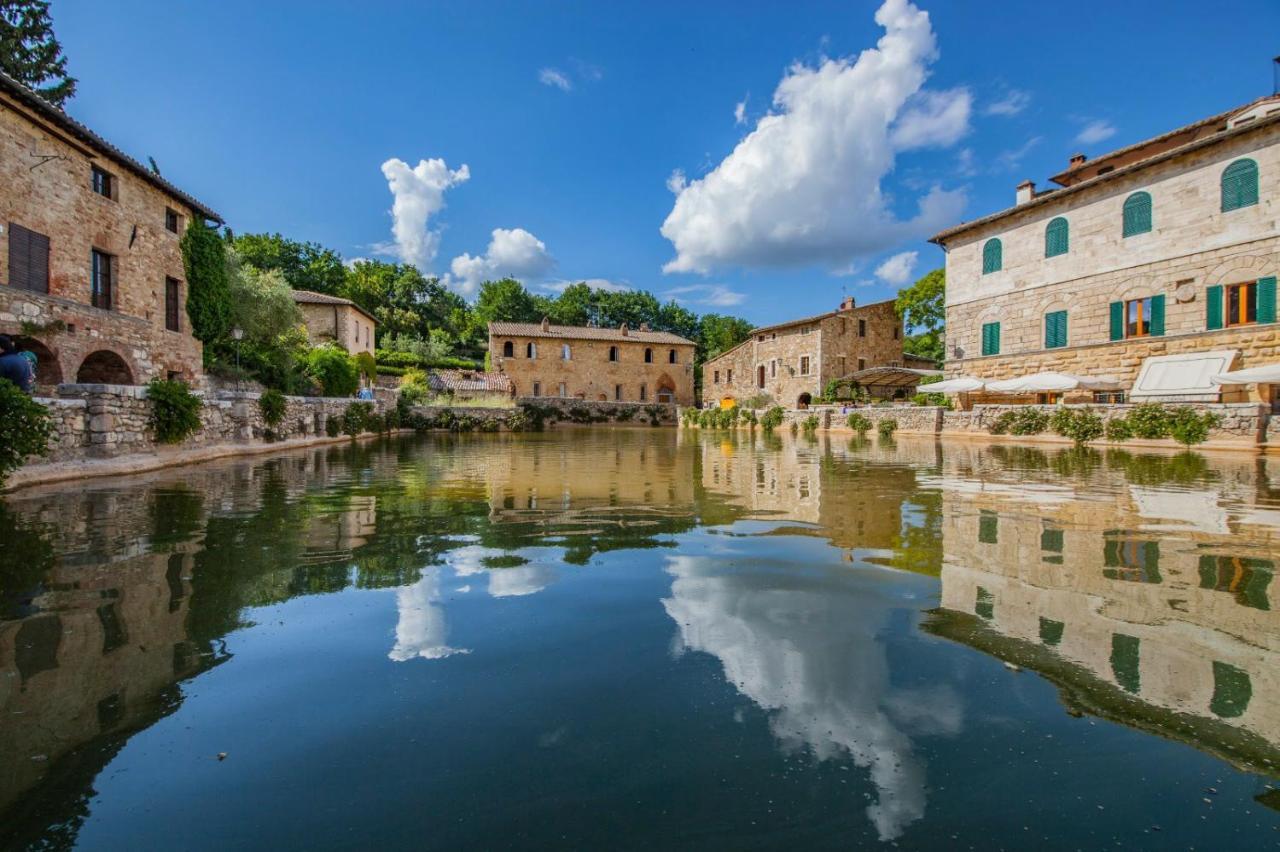 Agriturismo La Poderina Баньо-Виньони Экстерьер фото